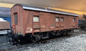 Built by Kim Durose DS70056