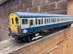 Detailed and weathered Bachmann model by Kim Durose.  2EPB 6262