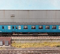 HST Barrier coach ADB975678