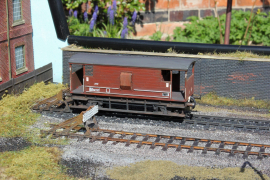 Hornby ex LMS Brakevan B954787